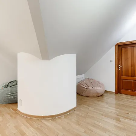 Lumina Luxury House In