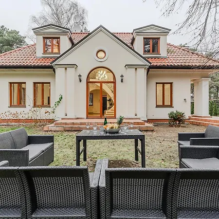 וילה Lumina Luxury House In ורשה